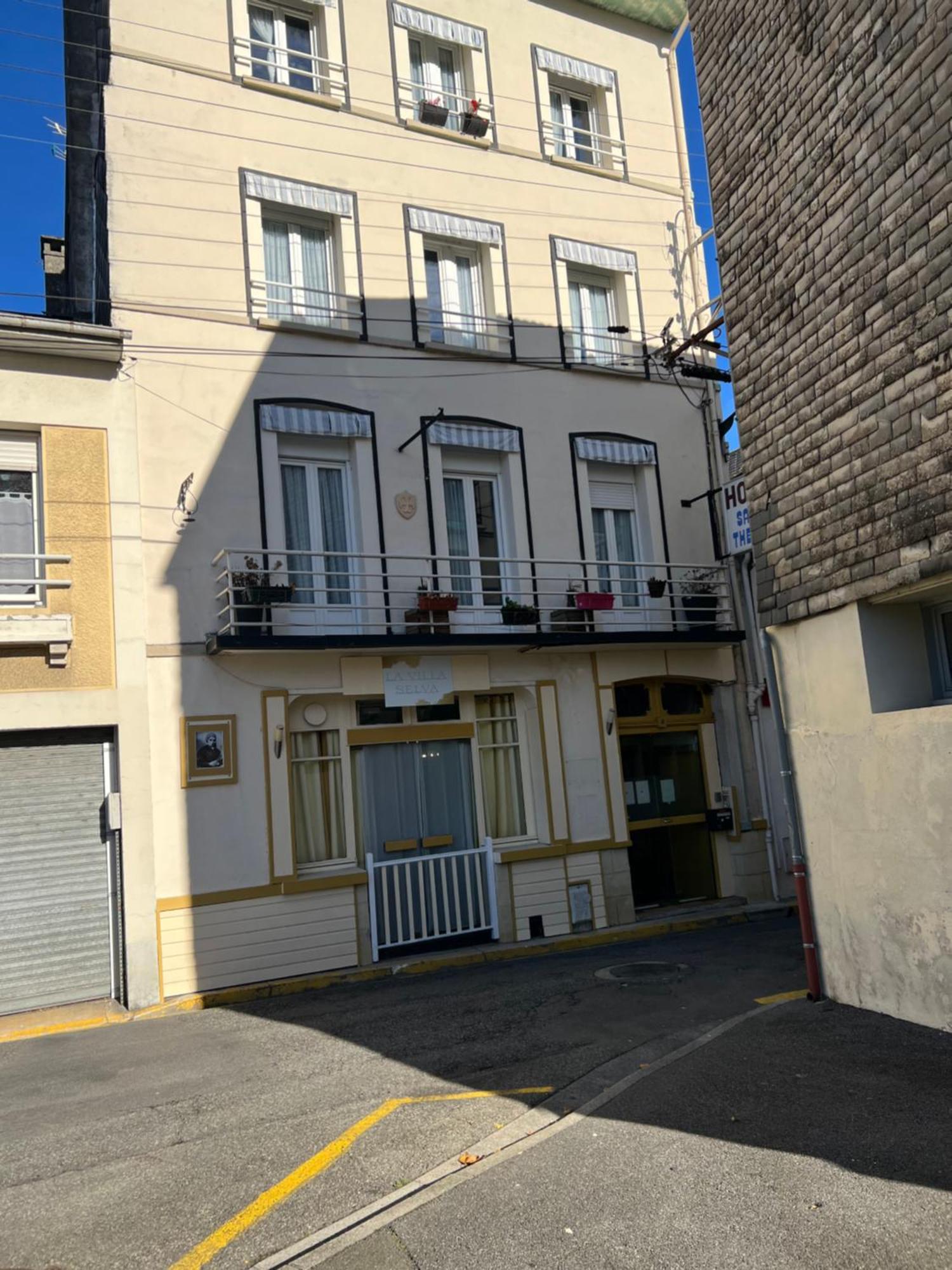 Residence Sainte Therese - La Villa Selva Лурд Екстериор снимка